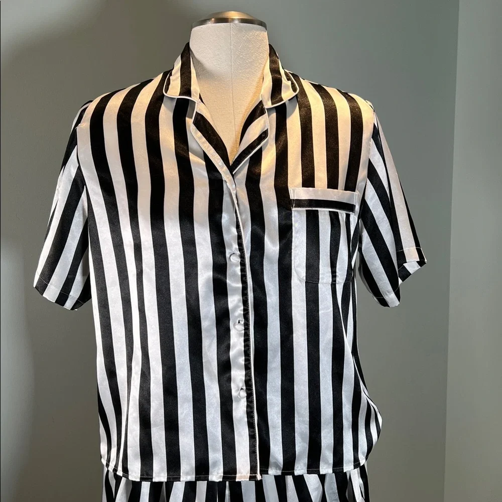 Vintage 2-Piece Black and White Striped Satin Pajama Button Top and Shorts M